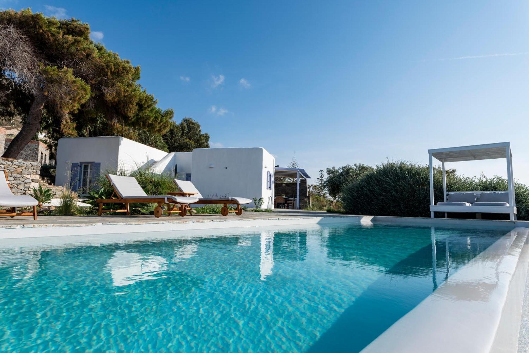 Paros Infinity Pool Villa Esterno foto